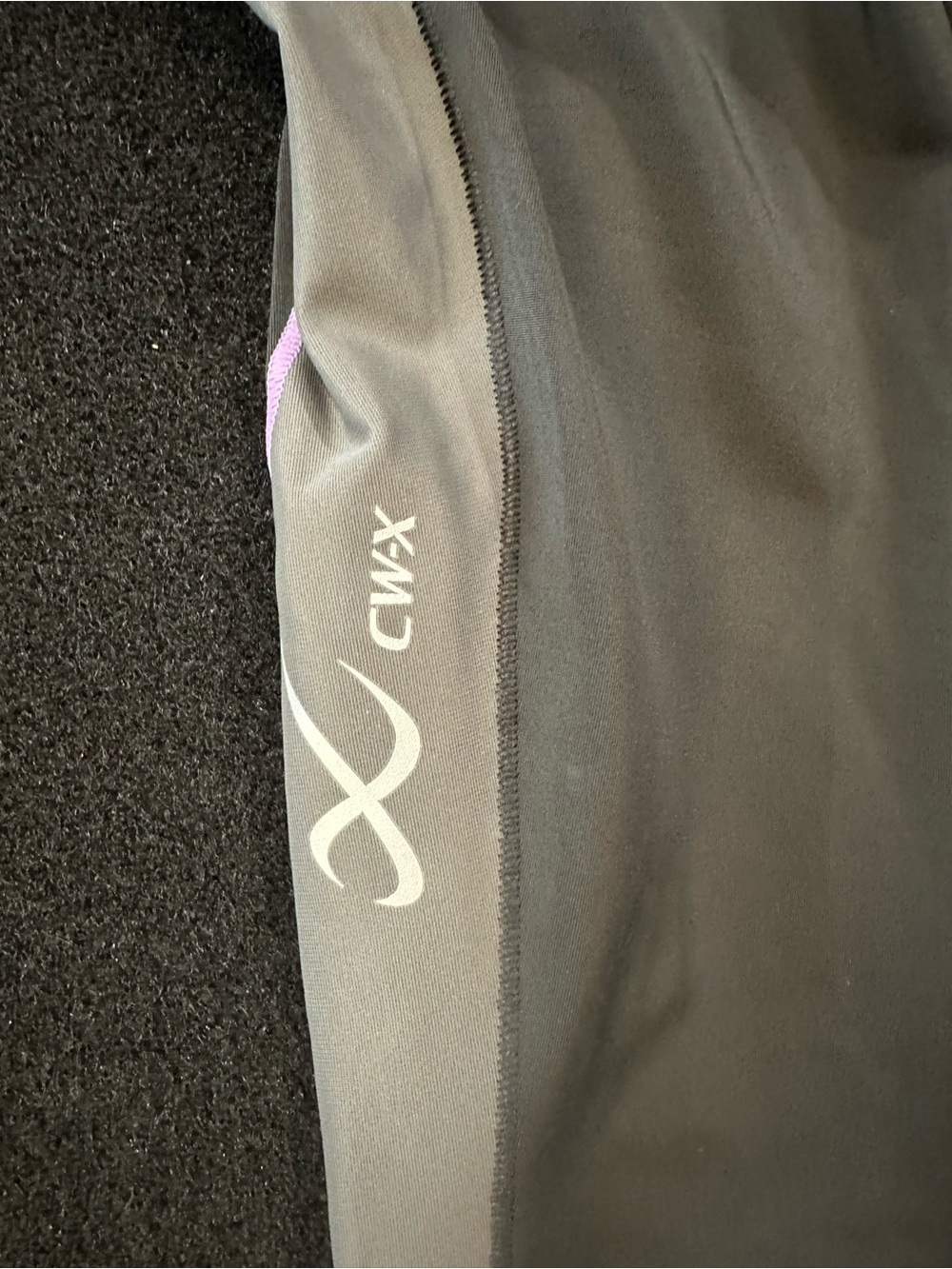 CW-X Gray Leggings with Lavender Piping - Picture 8 of 10